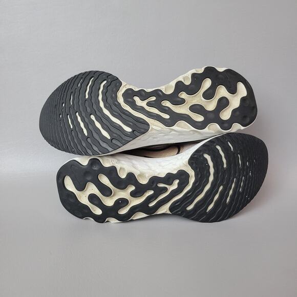 Nike Womens React Infinity Run Flyknit Plum Fog Pink Running Shoes Sneakers 6.5 - Picture 8 of 11